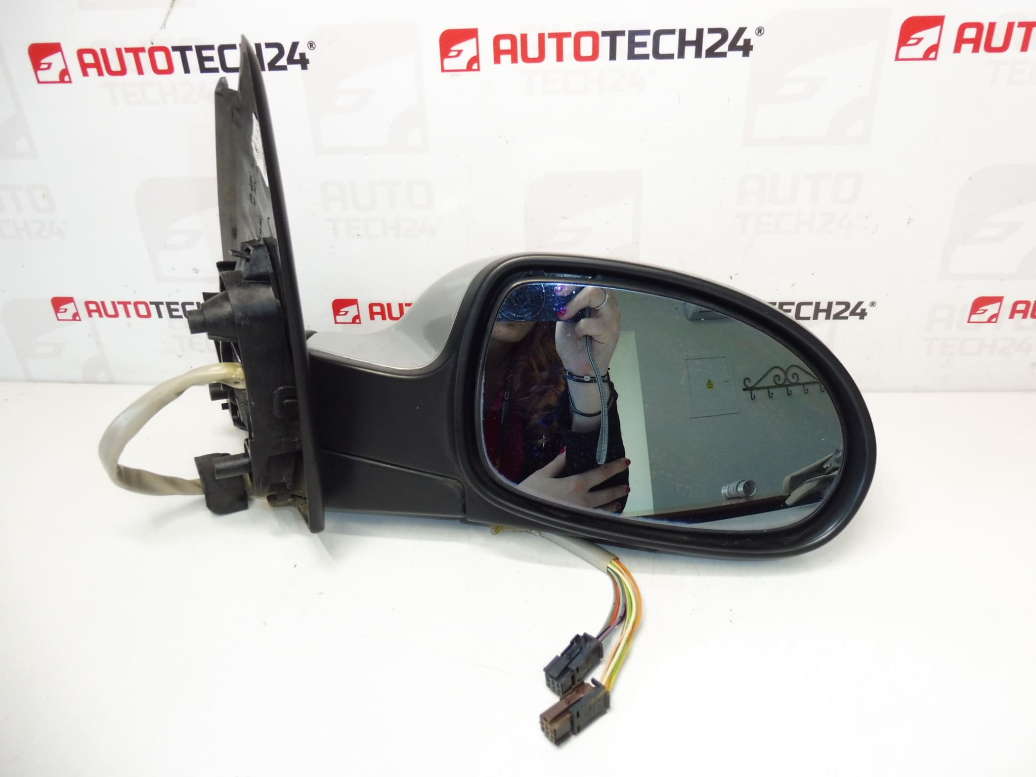 Gebruikte rechter elektrisch inklapbare buitenspiegel voor Citroën C5 EZRC 96532993XT 8149WH - Afbeelding 2