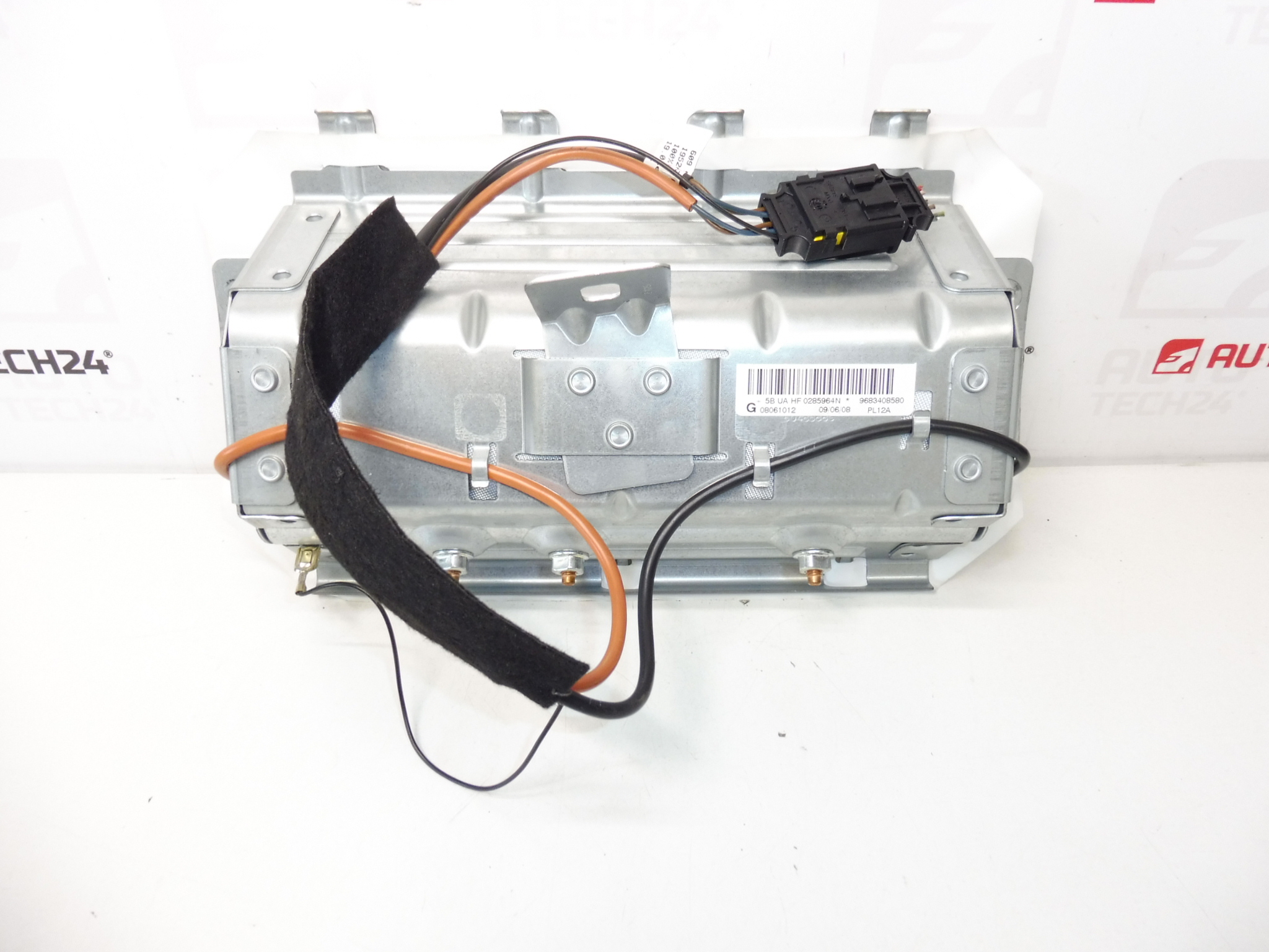 Passagiersairbag Peugeot 207 9683408580 8216RY