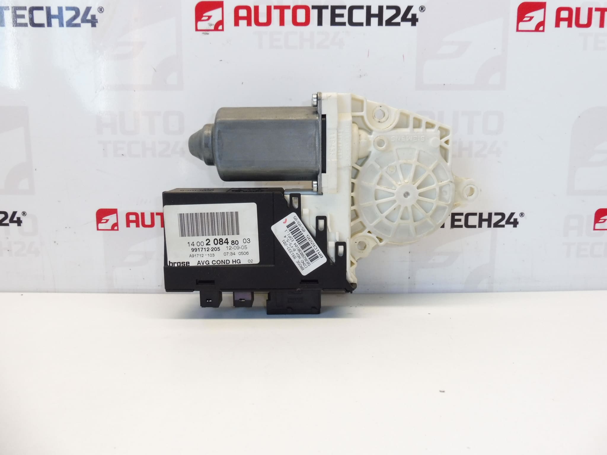 Citroën Peugeot Raambedieningsmotor Linksvoor 1400208480 9221V4