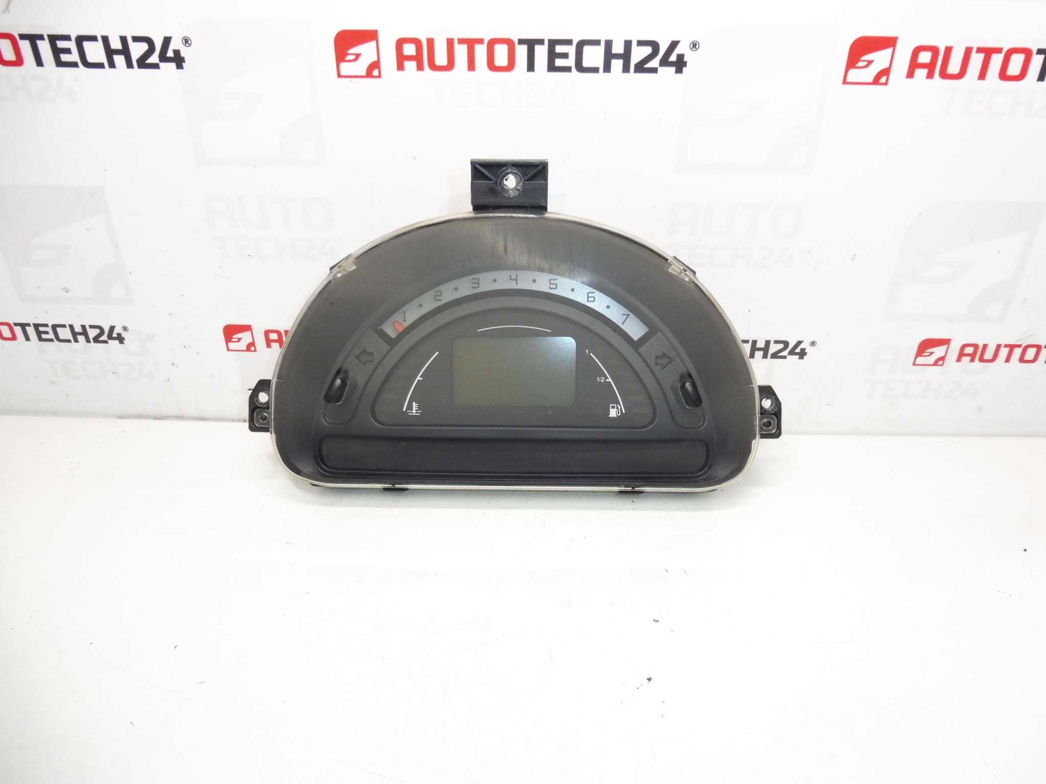 Tachometer Citroën C2 C3 Sensodrive 145000 km 9650735480