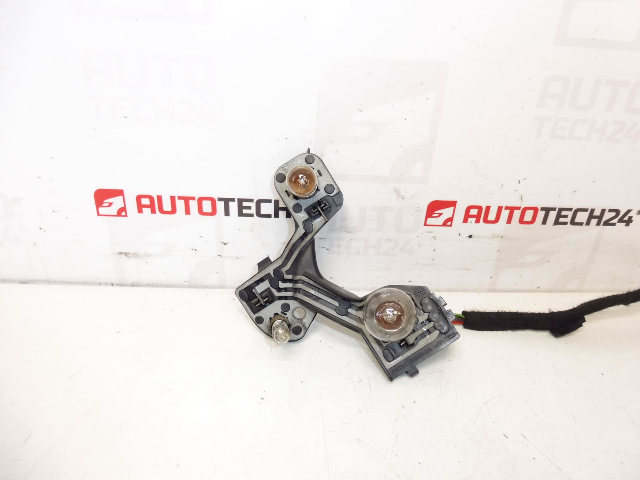 Terug voor binnenste licht binnenco Citroën C5 X7 9671811480 6351JR