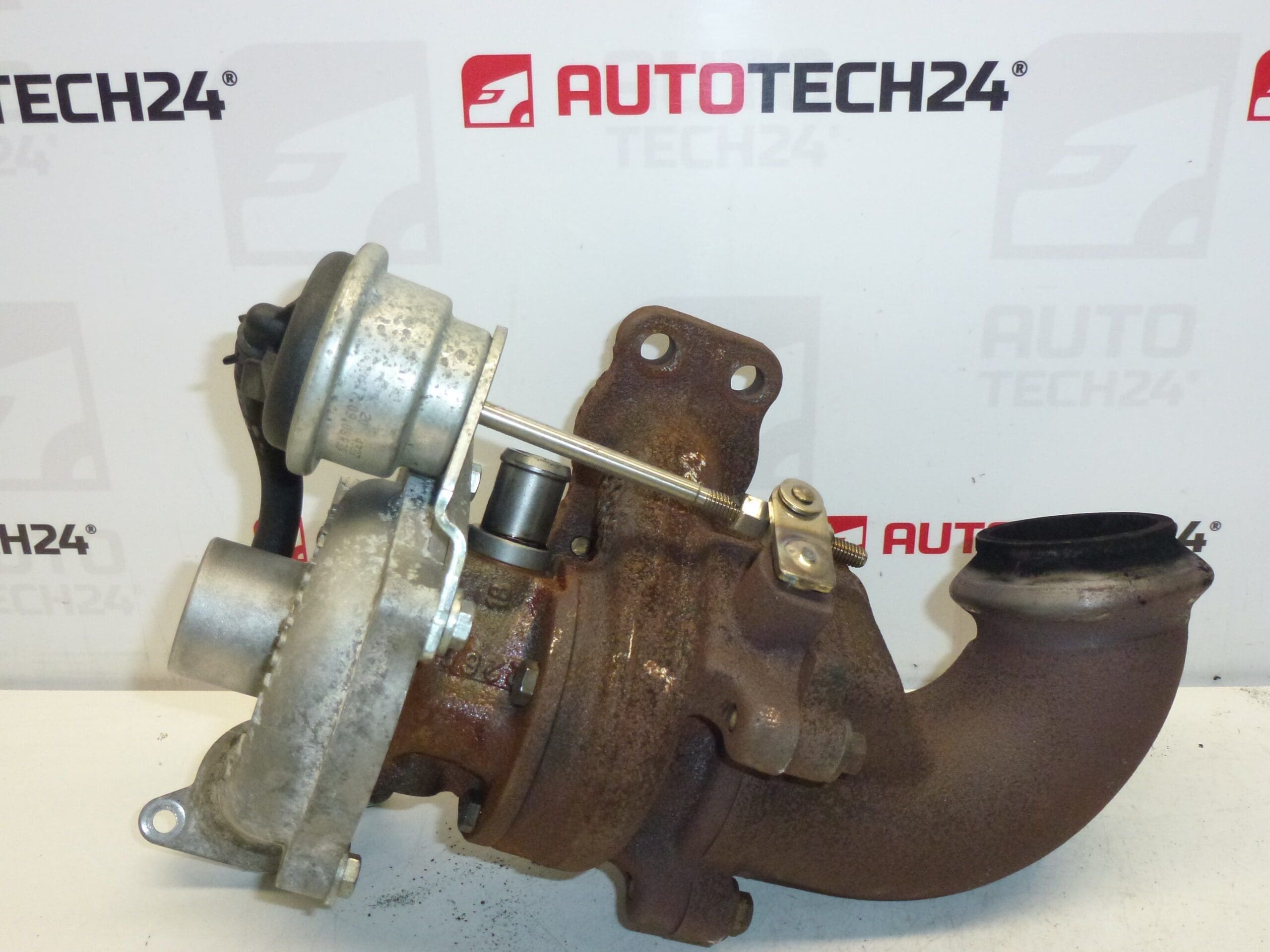 Turbo KK 5435 1014861 Voor Citroën En Peugeot 1.4 HDI 0375G9 Met Slechts 42.000 Km - Afbeelding 2