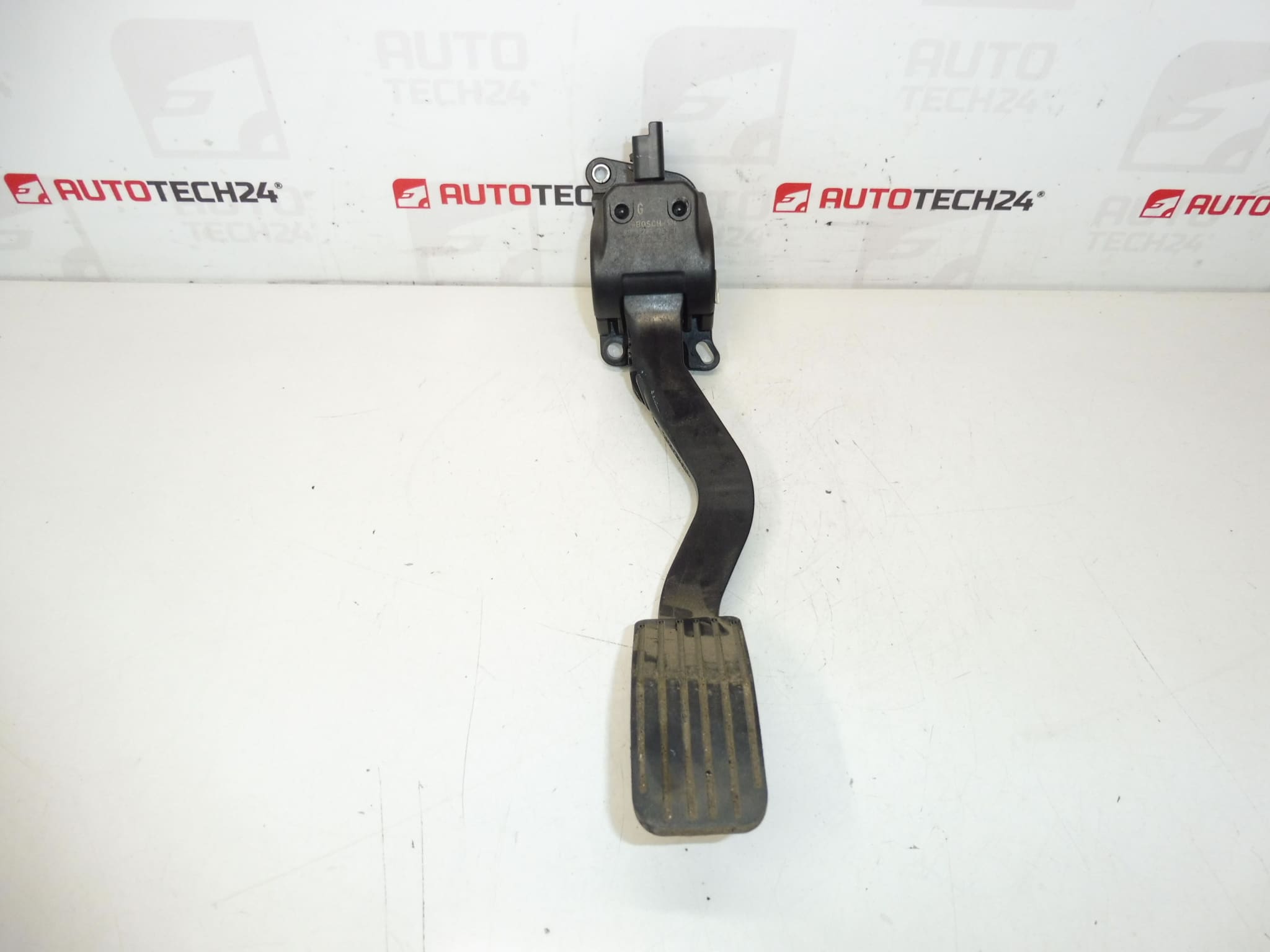 Bosch Gast Pedal 0280755174 9671433680 1601CV