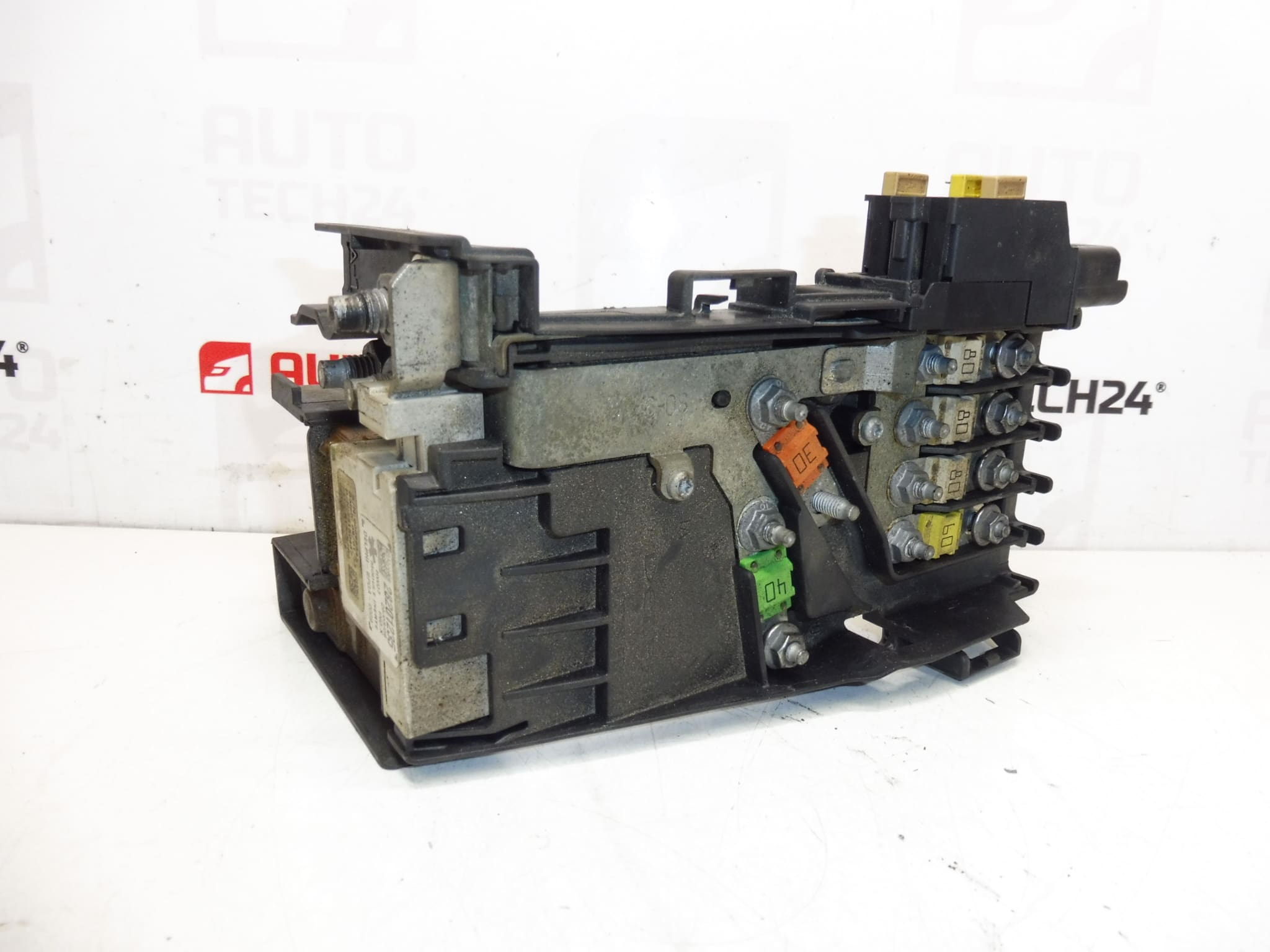 Zekeringmodule Citroën Peugeot 9665794680 28201235 6500HE - Afbeelding 2