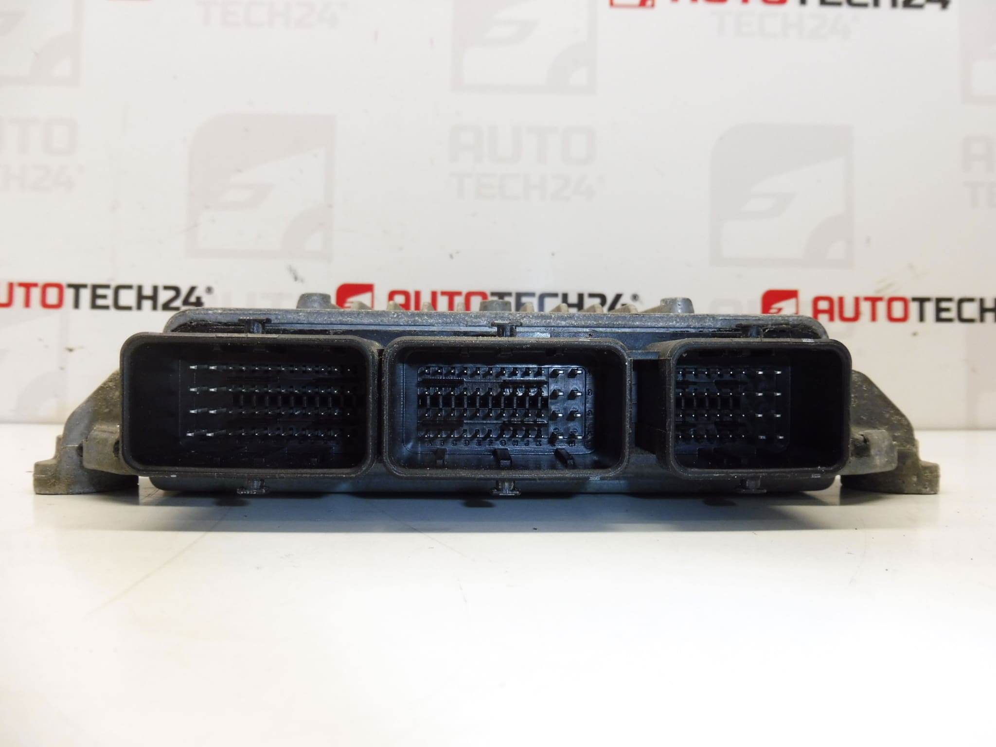 ECU Siemens VDO SID803A 5WS40615C-T 9661642180 9665100380 - Afbeelding 2