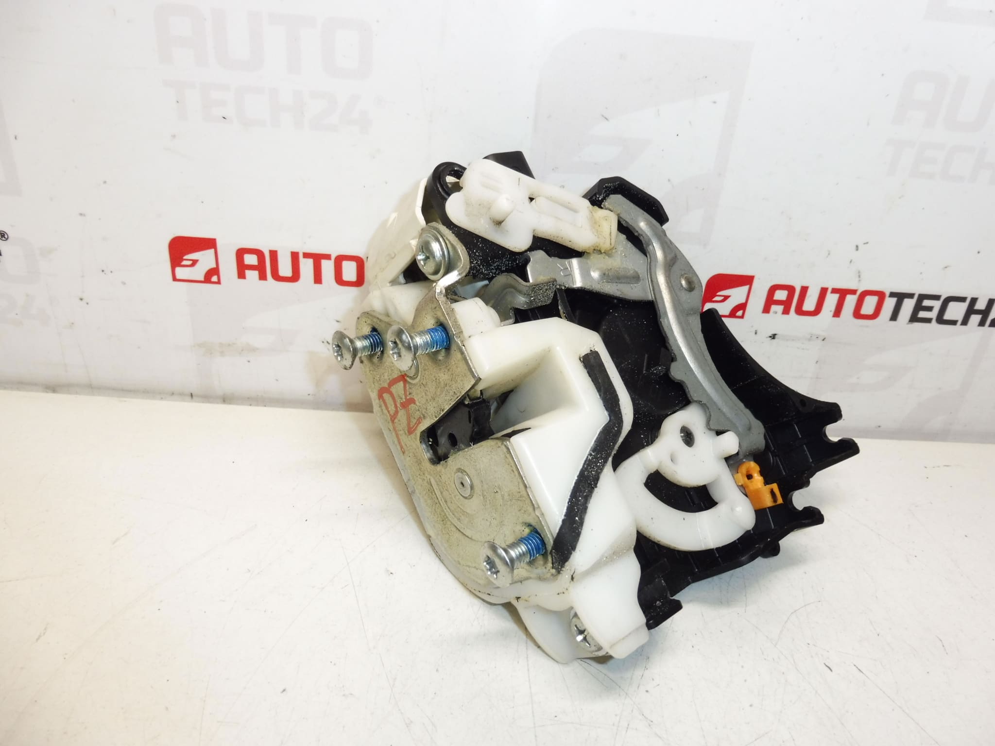 Citroën C-Crosser / Peugeot 4007 achterdeurslot 9138Q6 - Afbeelding 2