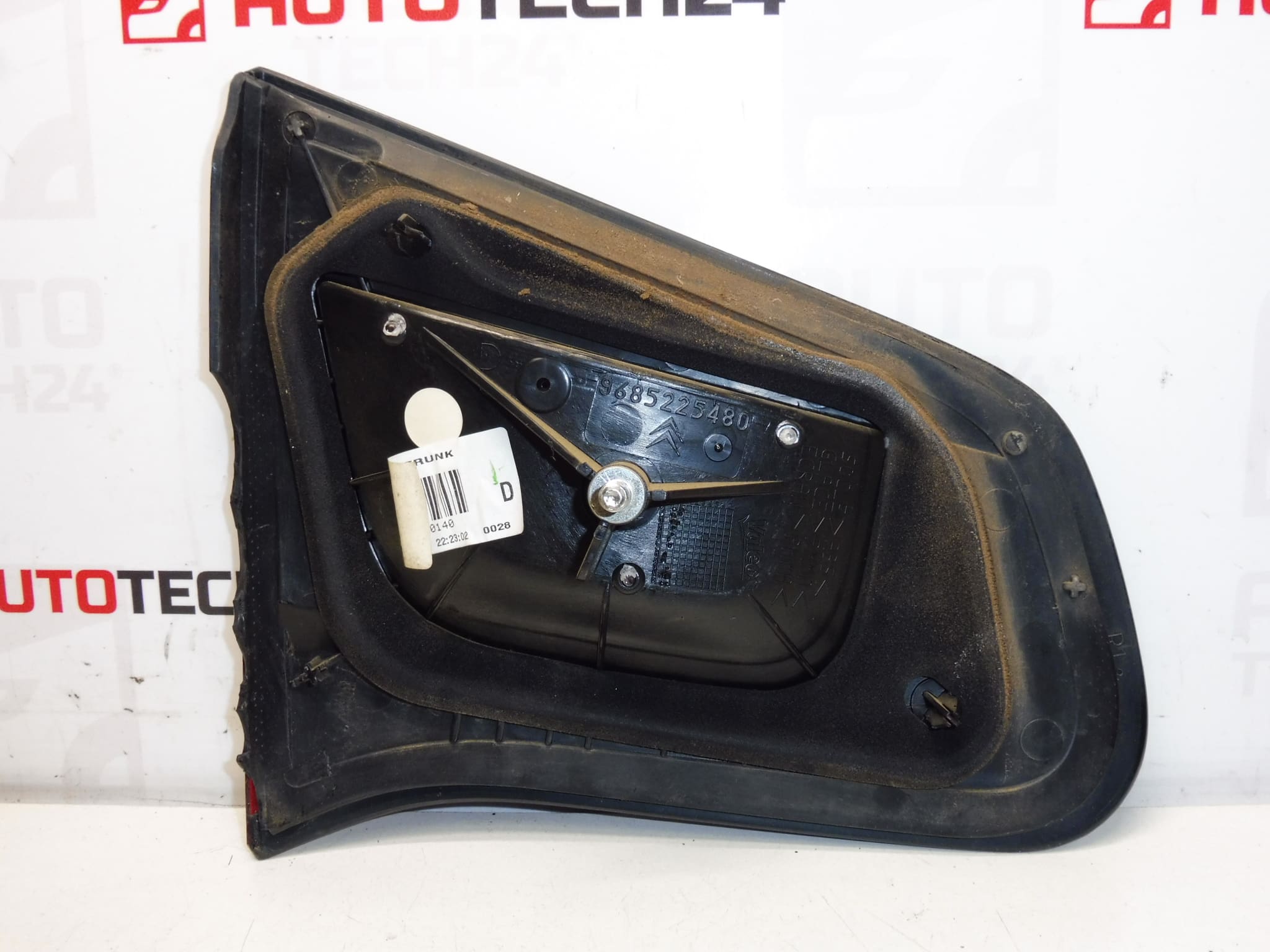 Rechter achterlamp deksel Citroën C3 II 89090140 - Afbeelding 2