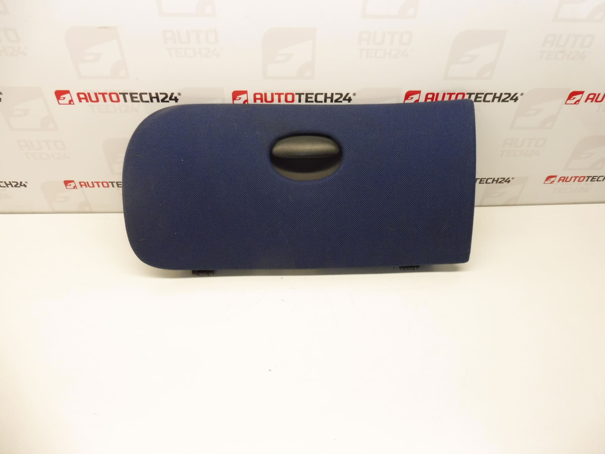 Afdekking dashboardkastje blauwe stof Peugeot 206 96415289US 8214SK