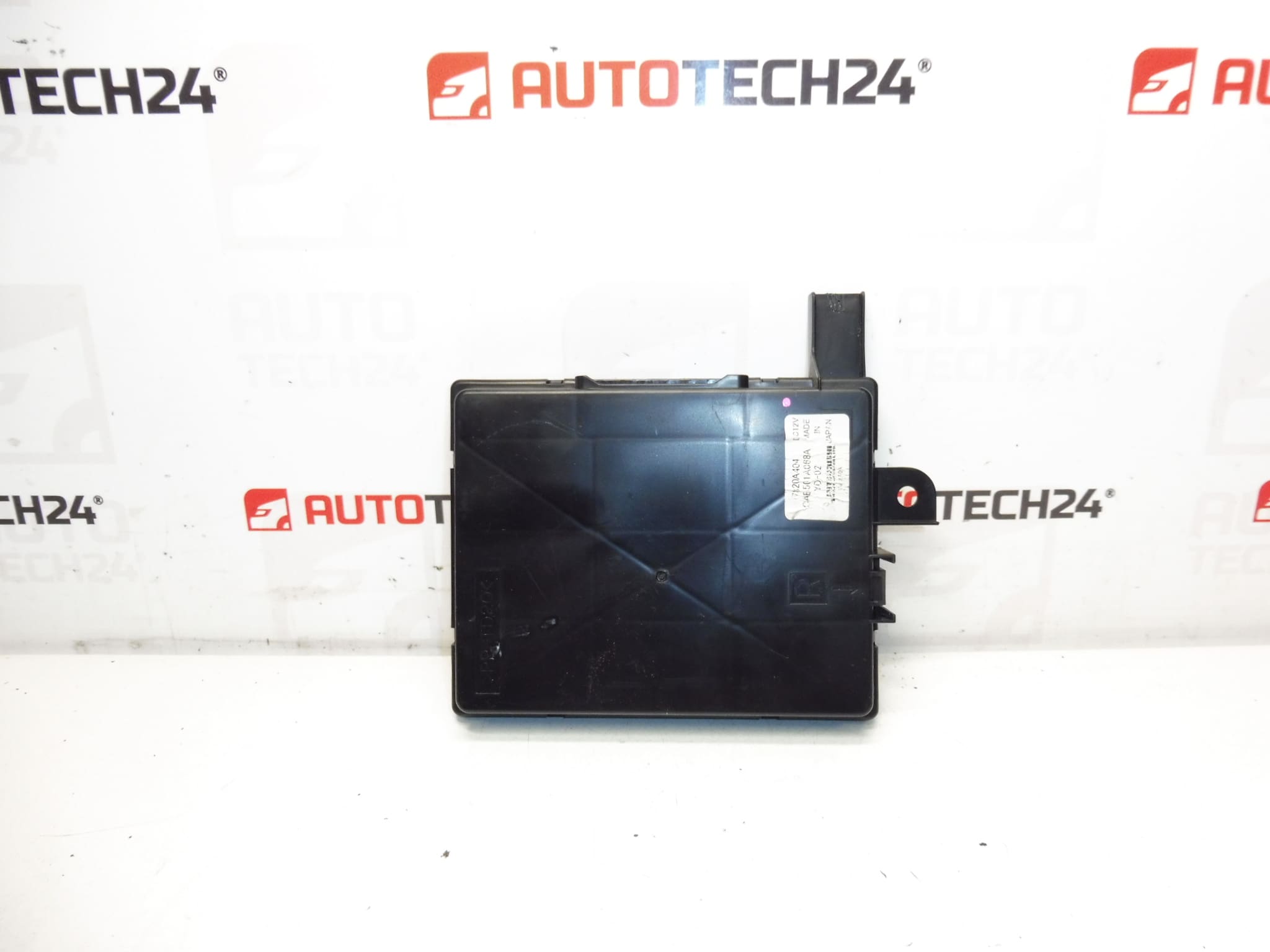 Citroën Peugeot 7820A404 1606379880 besturingseenheid
