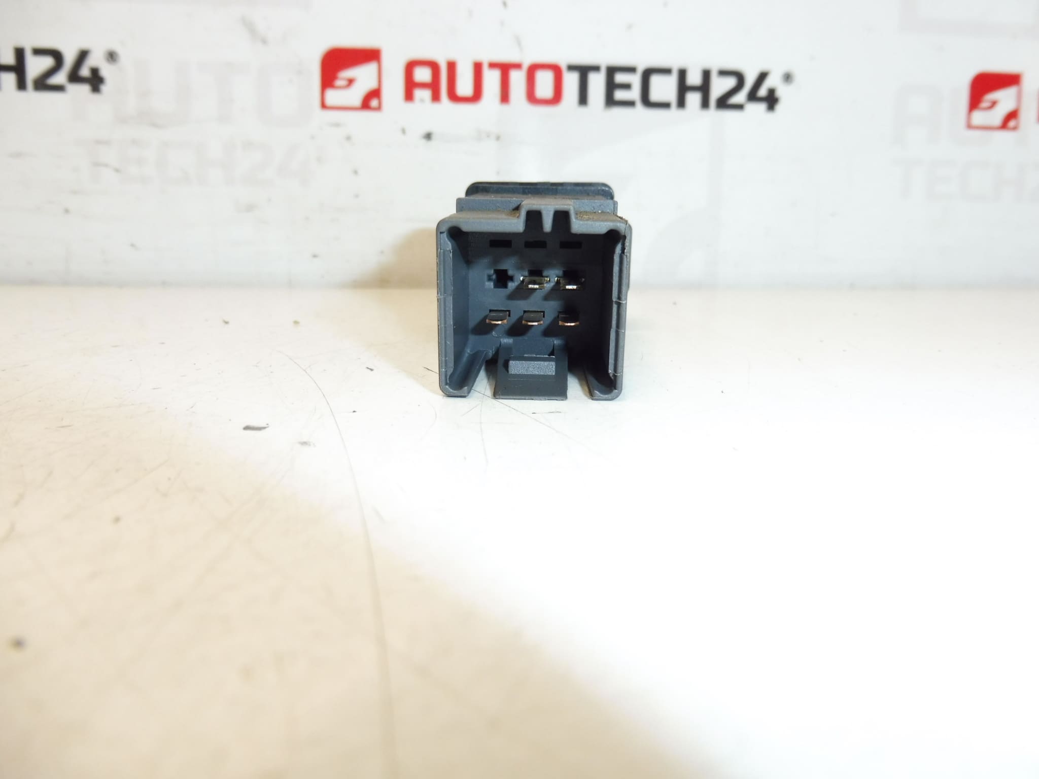 Citroën Xsara 6554CK schakelaar achterruiten - Afbeelding 2