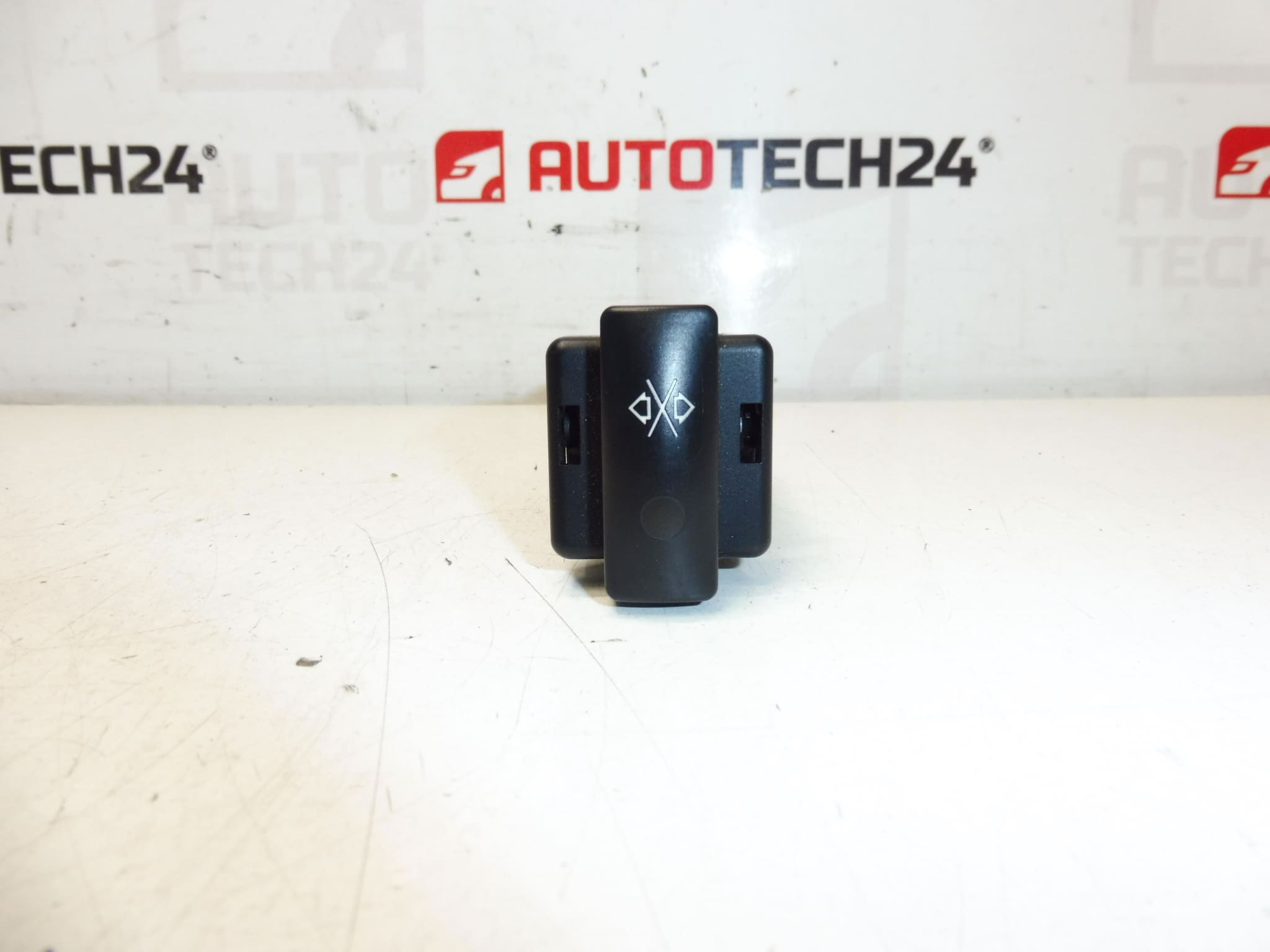 Citroën Xsara 6554CK schakelaar achterruiten