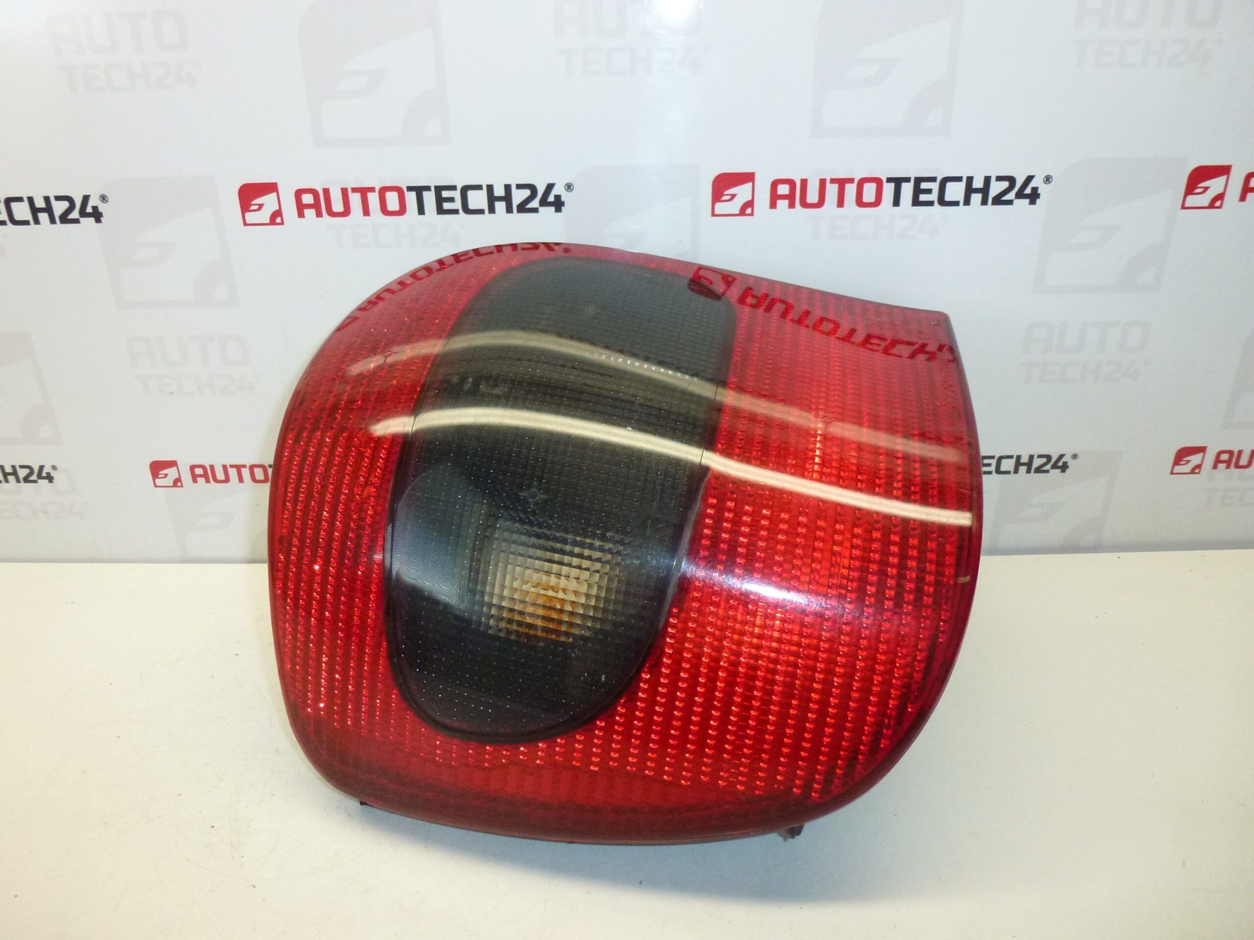 Linker achterlicht Citroën Xsara Kombi 6350J8