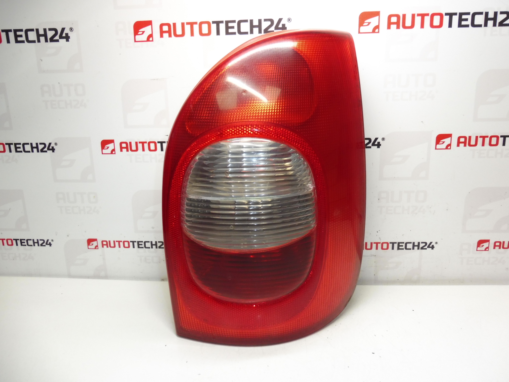 Achterlamp rechts Citroën Xsara Picasso t/m 04 9631563980 6351N0