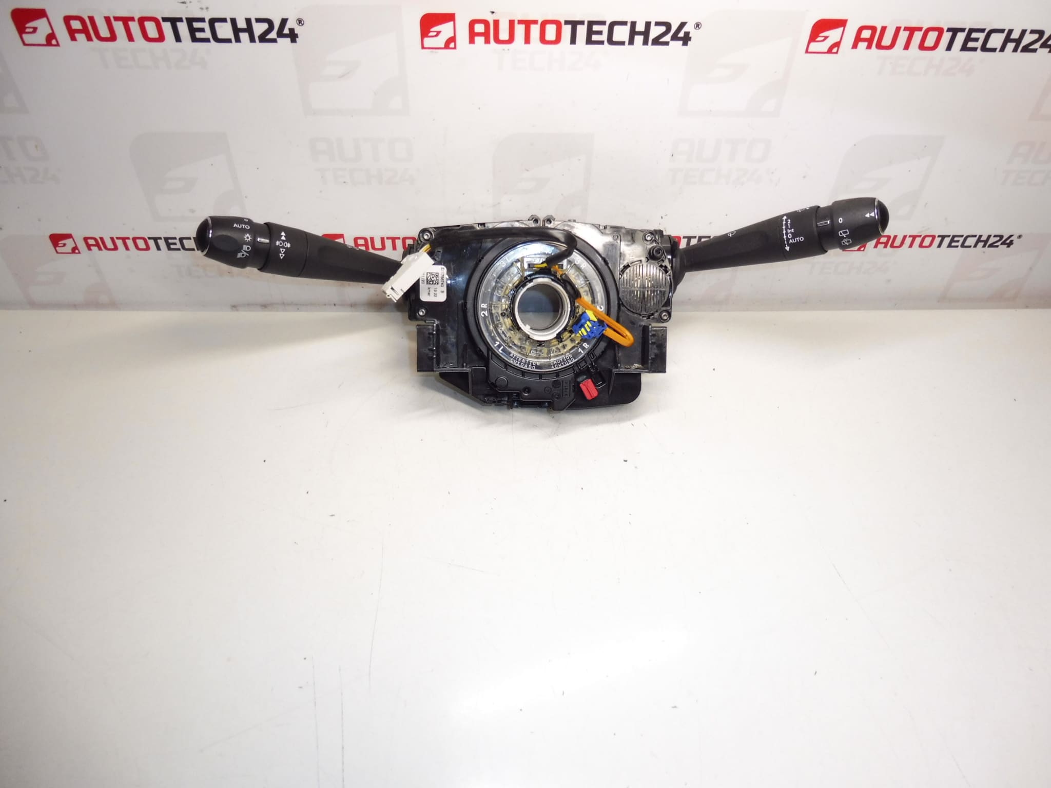 Citroën Peugeot COM2008PV2 hendelbediening 98180645ZD