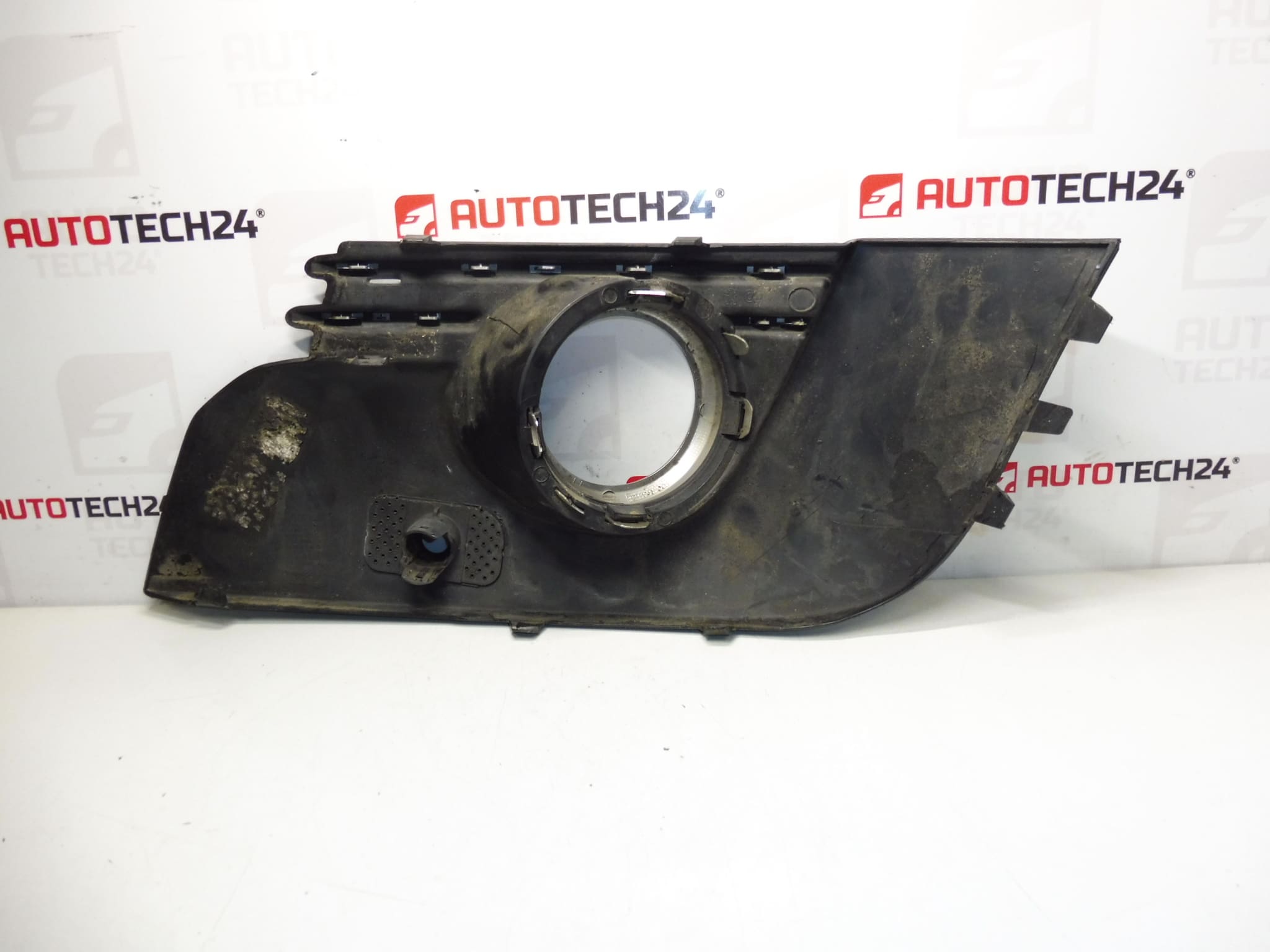 Mistlampframe rechts Peugeot 3008 9685098077 745315 - Afbeelding 2