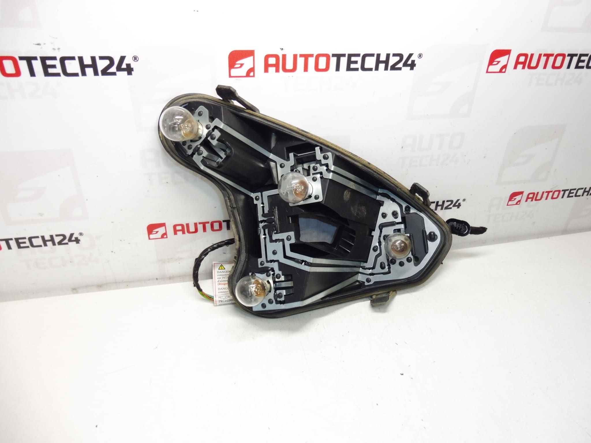 Peugeot 308 Hatchback lampfitting rechtsachter 1606959180
