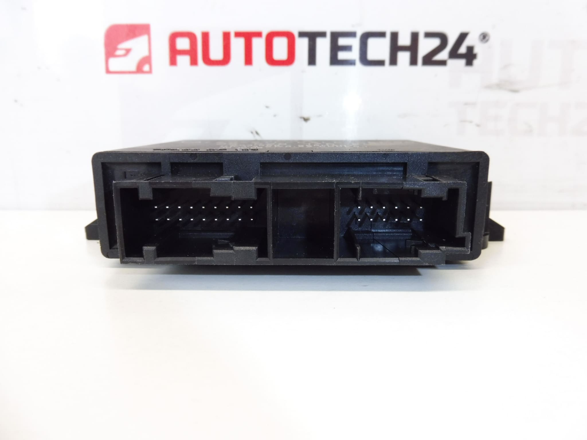 ECU AFIL Valeo Citroën Peugeot 9662917680 6590AR - Afbeelding 2