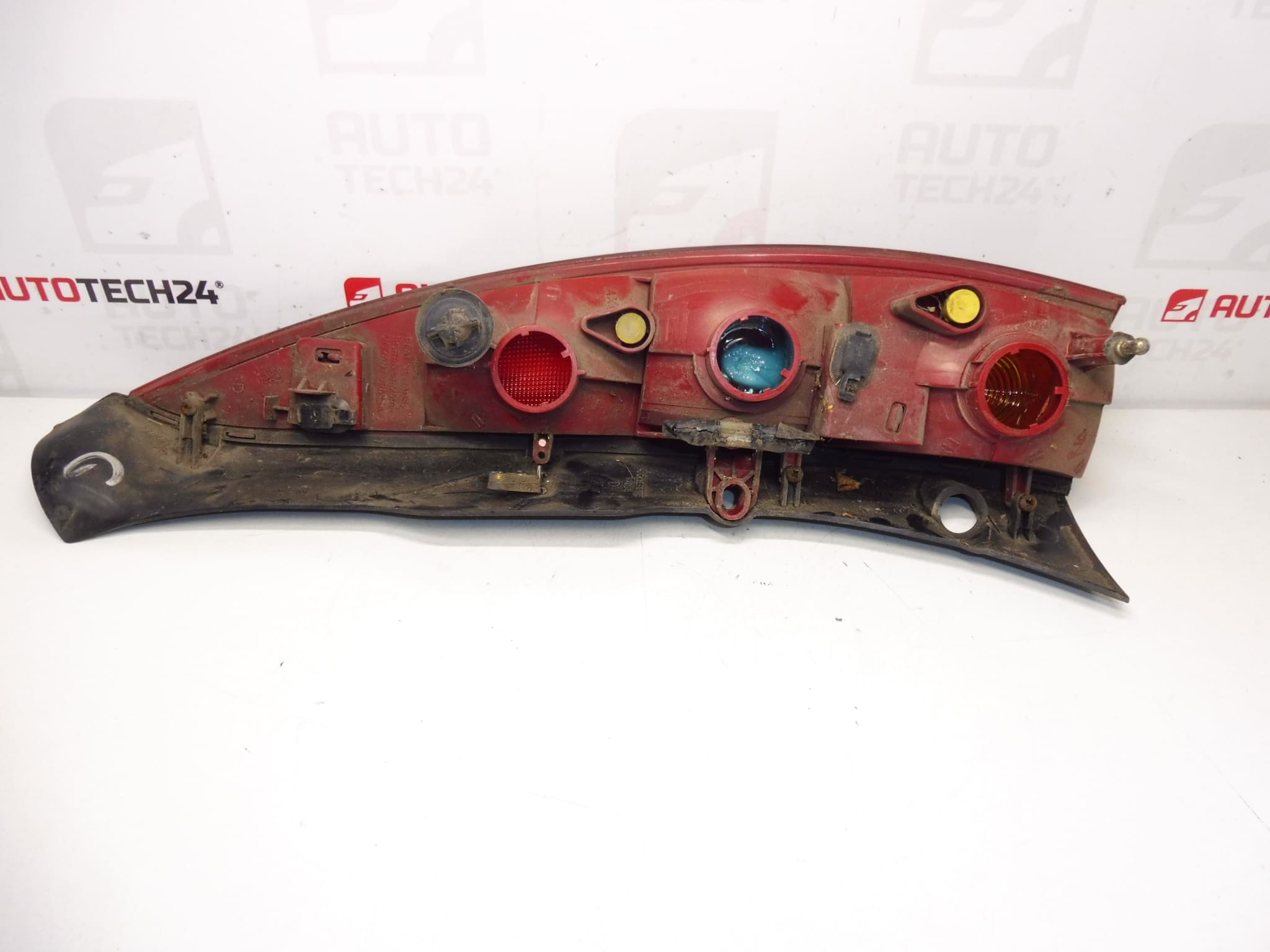 Onderlicht rechts achter Citroën C5 I en II Kombi 9637356480 6351P7