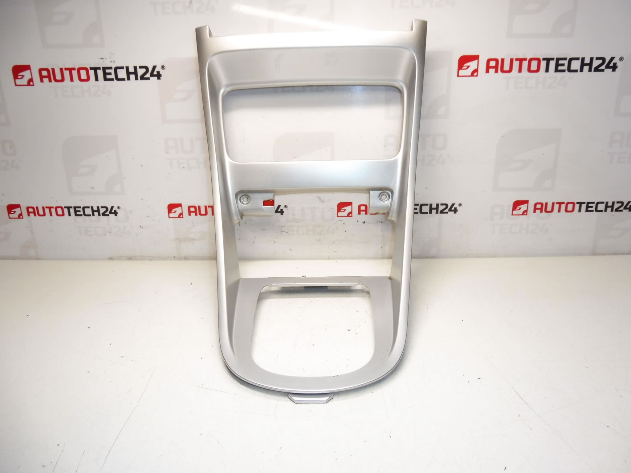 Peugeot 307 Dashboardpaneel 9651943877 8211HT