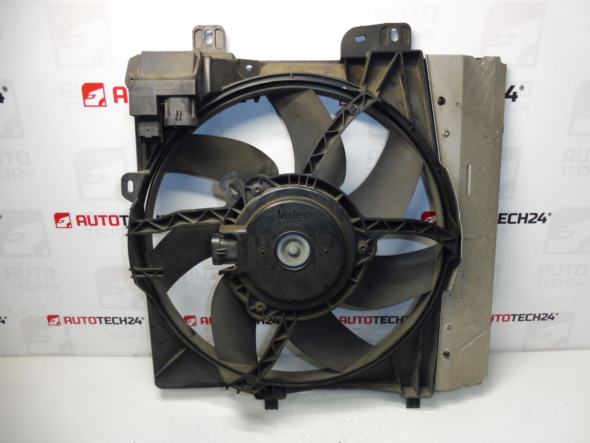Radiateurventilator Citroën Peugeot 9653804080 9682902080 1253P8 - Afbeelding 2