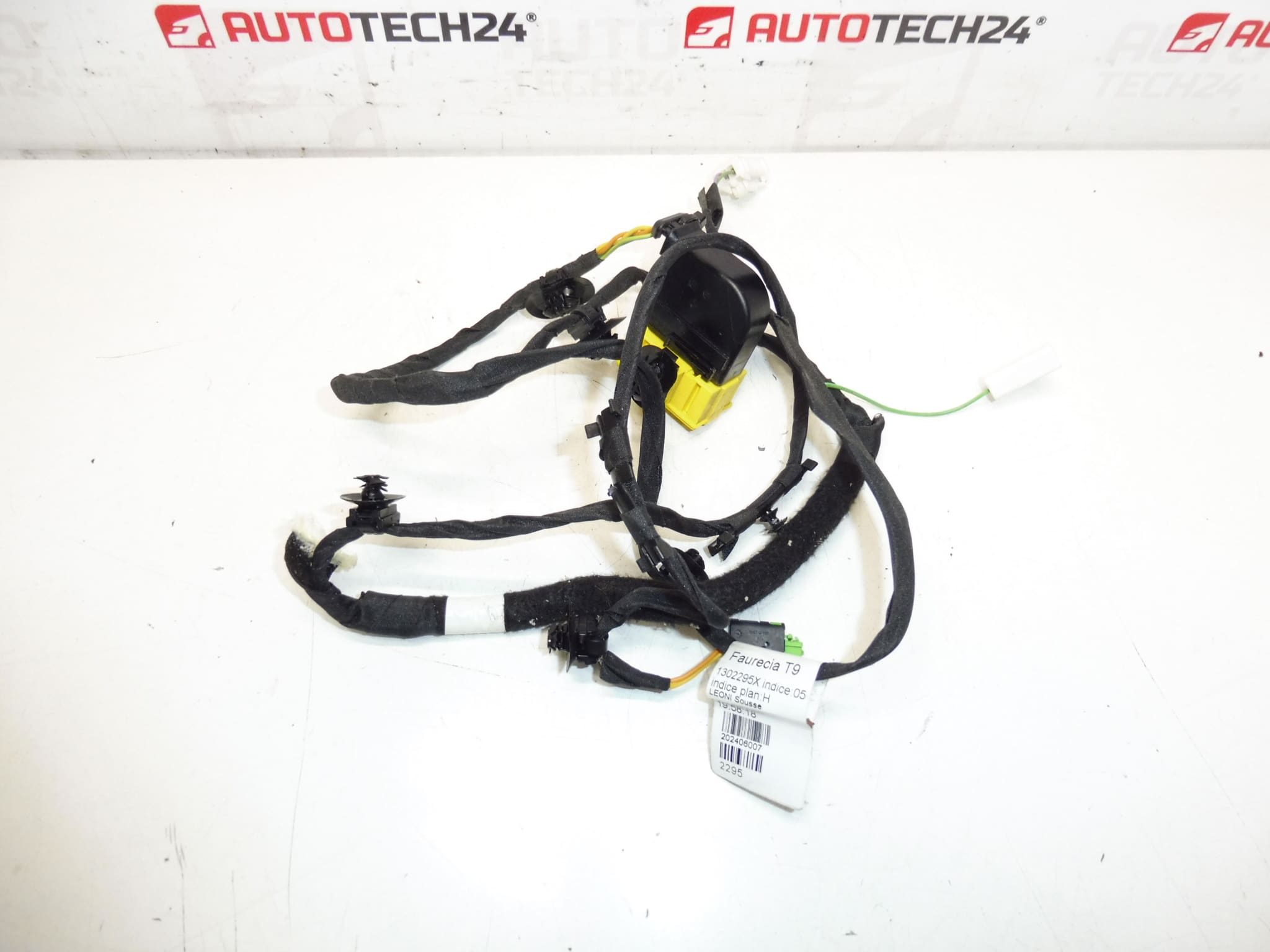 Peugeot 308 T9 bestuurdersstoel harnas 1610829680