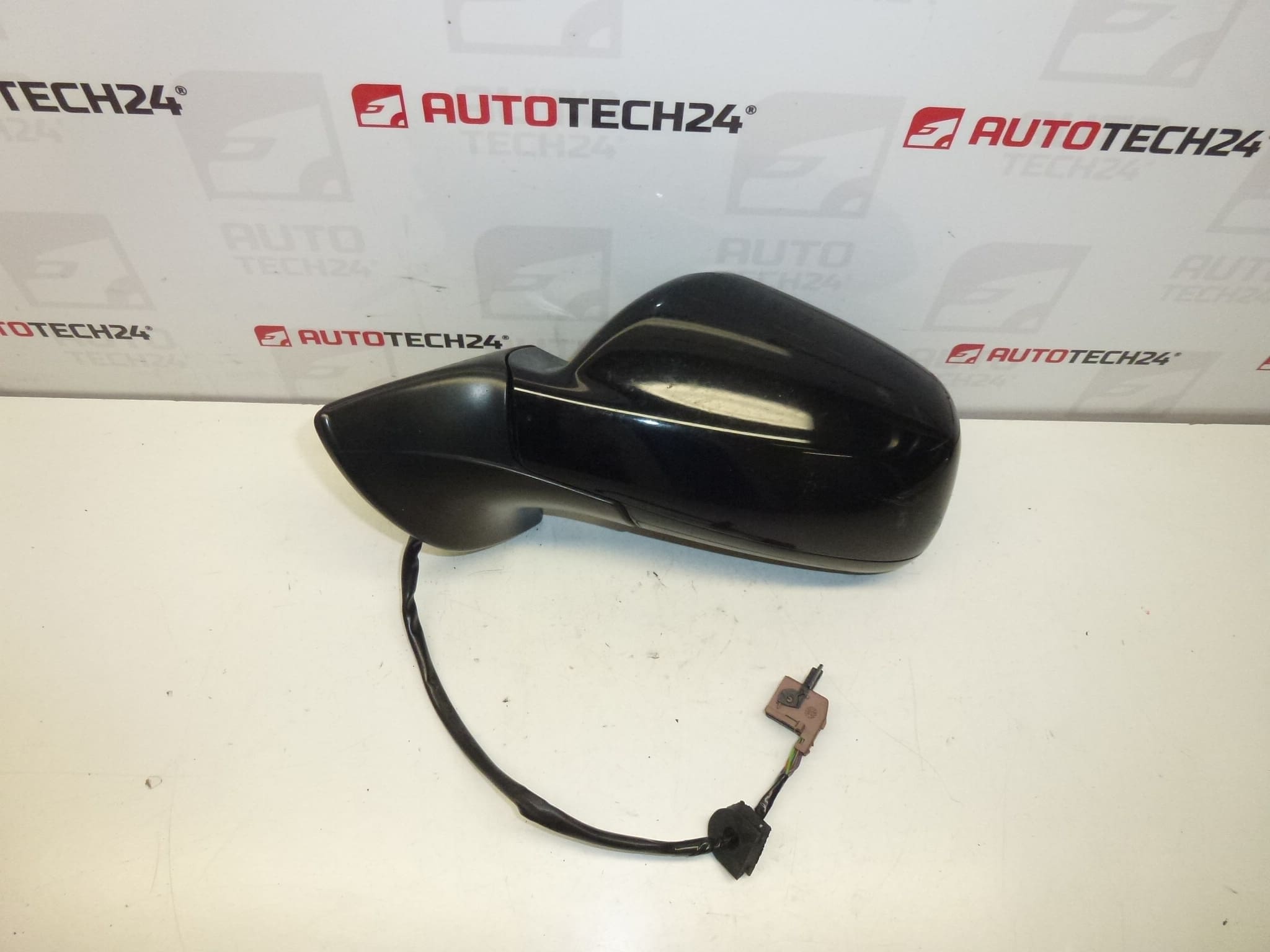 Achteruitkijkspiegel links KTVD Peugeot 407 96456984XT 8149VG