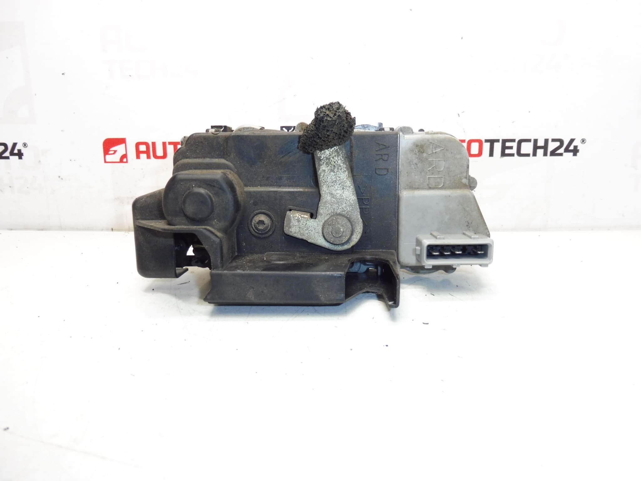 Deurslot rechter achter Peugeot 307 9138A4