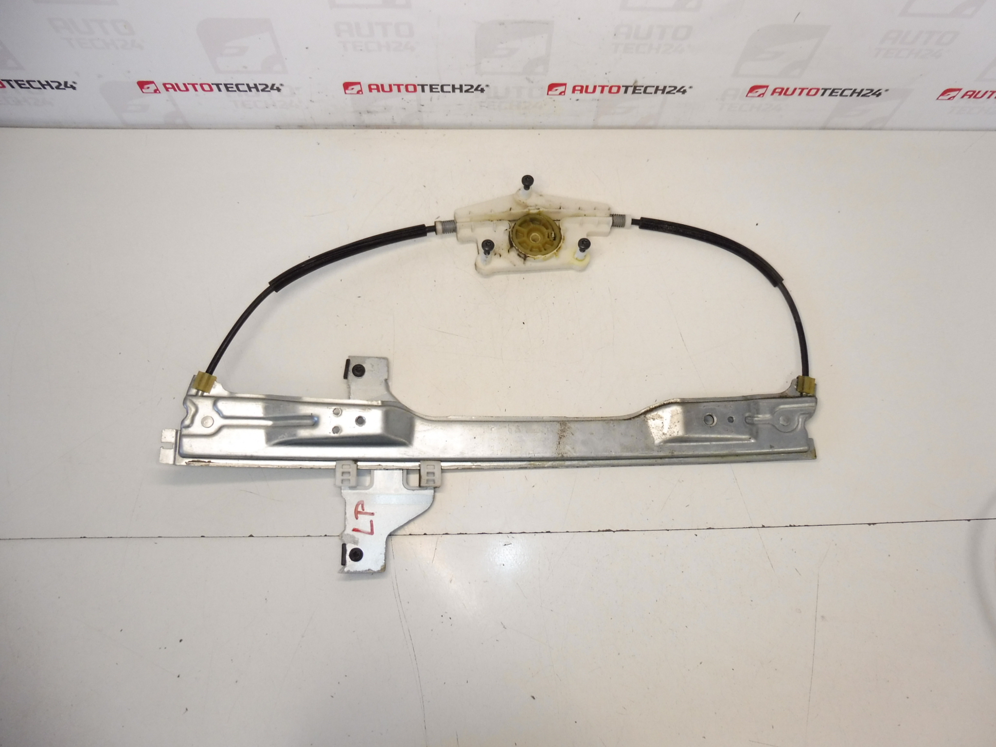 Mechanisme van het linker voorportierraam Citroën C4 5-deurs 9657133680 9221V1