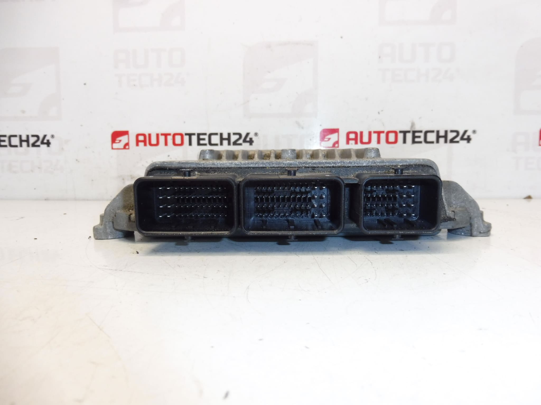 ECU Siemens VDO SID803A 5ws40690B-T 9661642180 9666095880 - Afbeelding 2