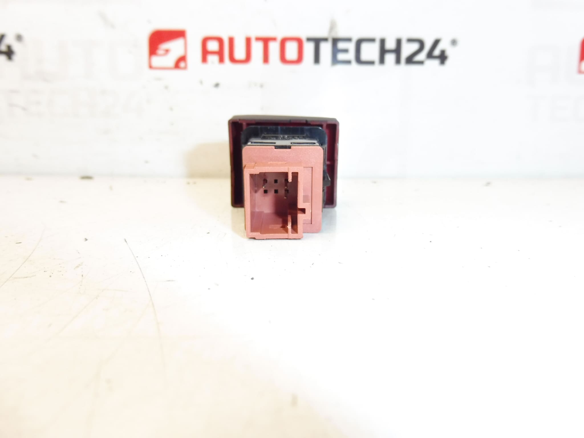 Peugeot 3008 5008 gevarenlichtcontroller 96652440ZD - Afbeelding 2