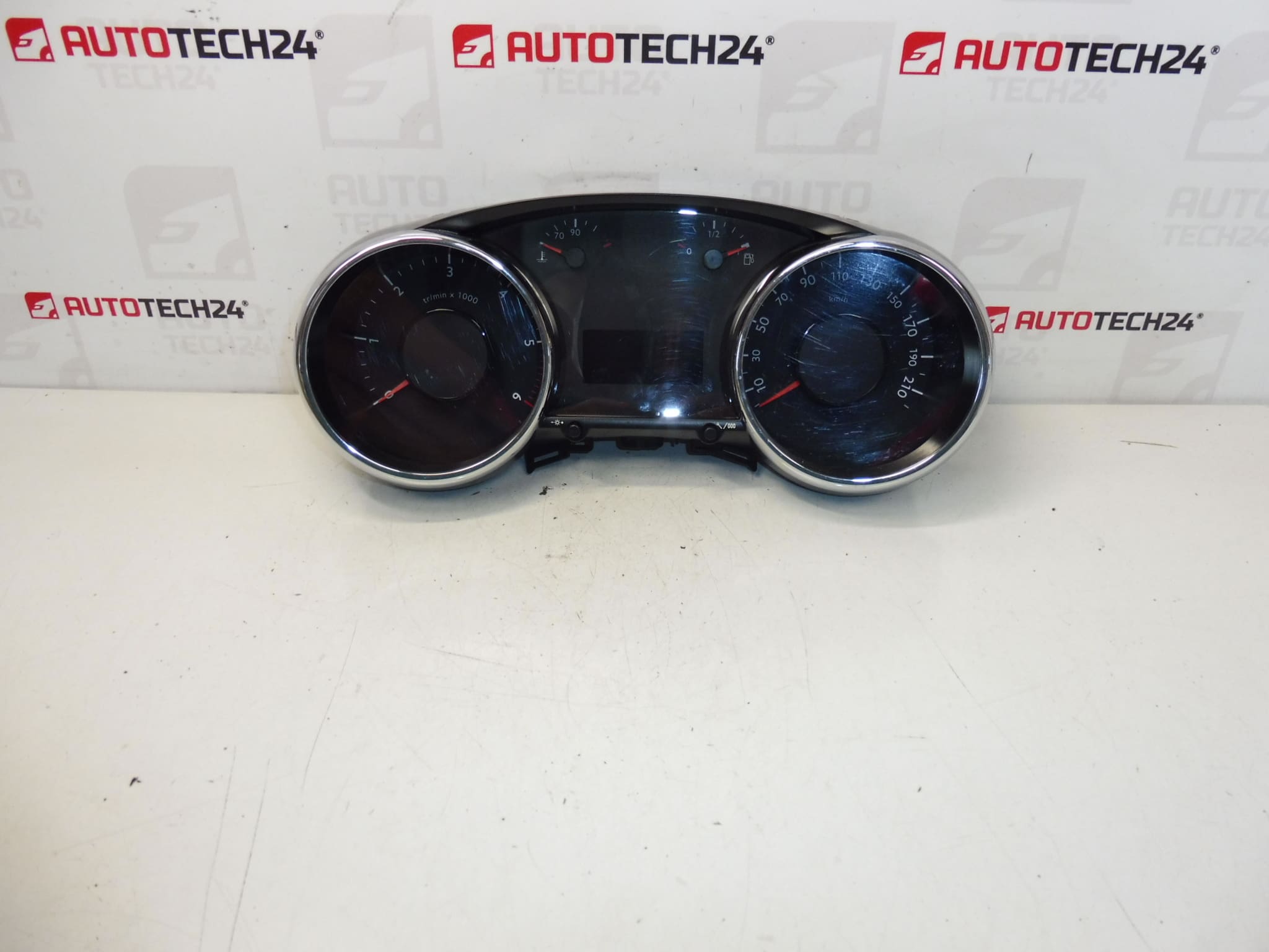 Snelheidsmeter 98000km Peugeot 3008 5008 9805232380 9810462780