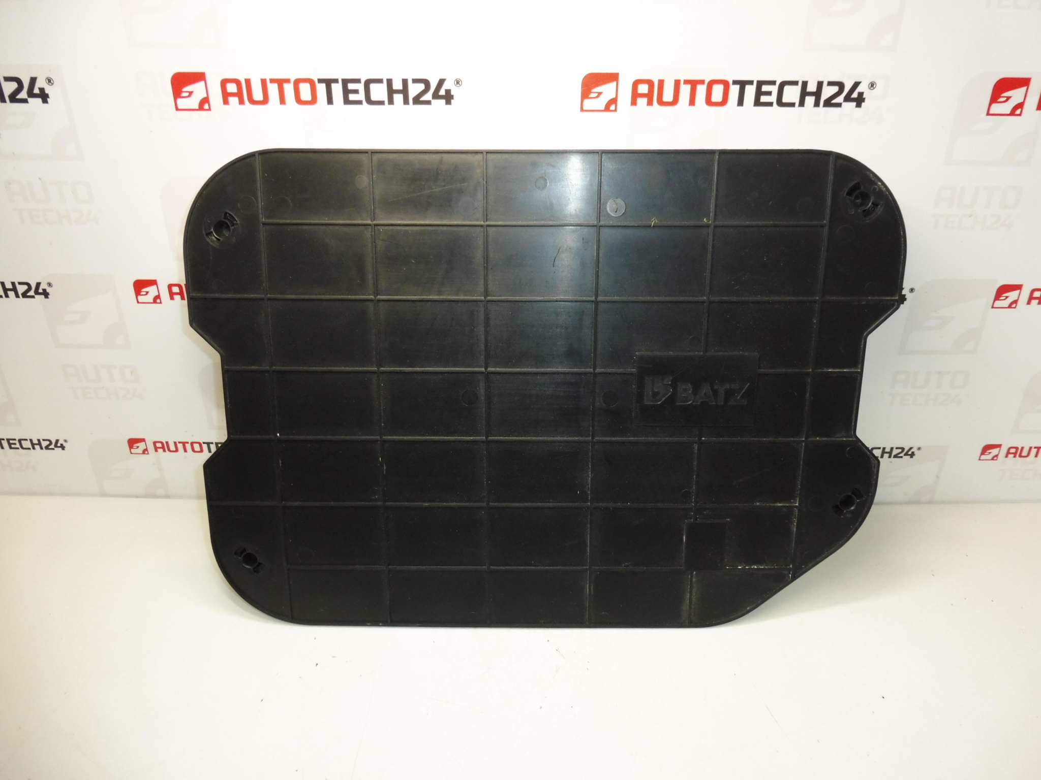 Gereedschapset, Krik, Wielmoersleutel, Trekhaak Citroën C4 PICASSO 6736A7 674418 672594 671809 671739