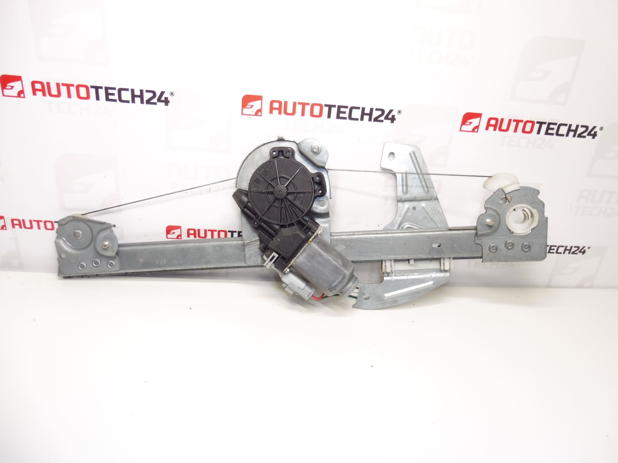 Raambediening Links Voor Citroën C1 Peugeot 107 9221T8