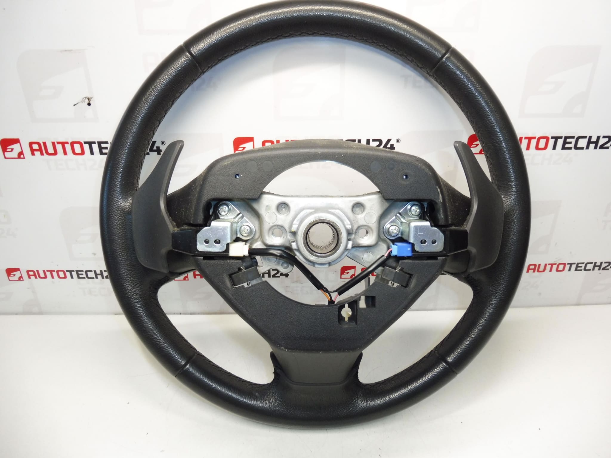 Citroen C1 Peugeot 107 45180-040-B 16080411 stuurwiel
