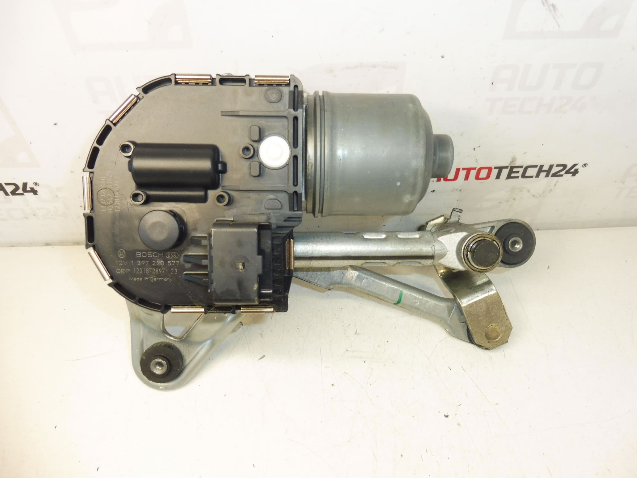 Motor ruitenwisser rechts Peugeot 3008 5008 9671062380 6405PX 6405PA
