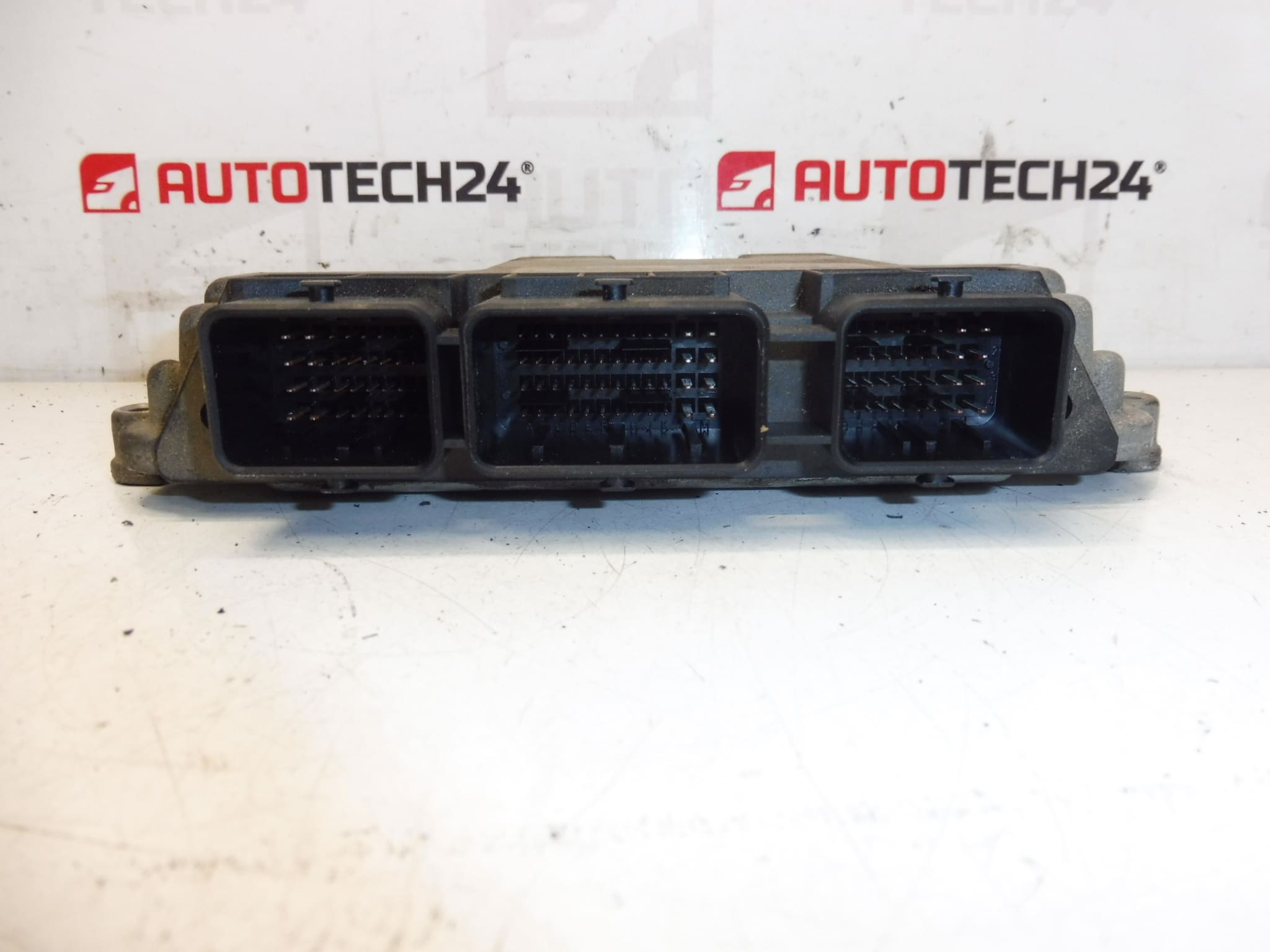 Besturingseenheid Bosch EDC16C34 0281011392 9656162280 - Afbeelding 2