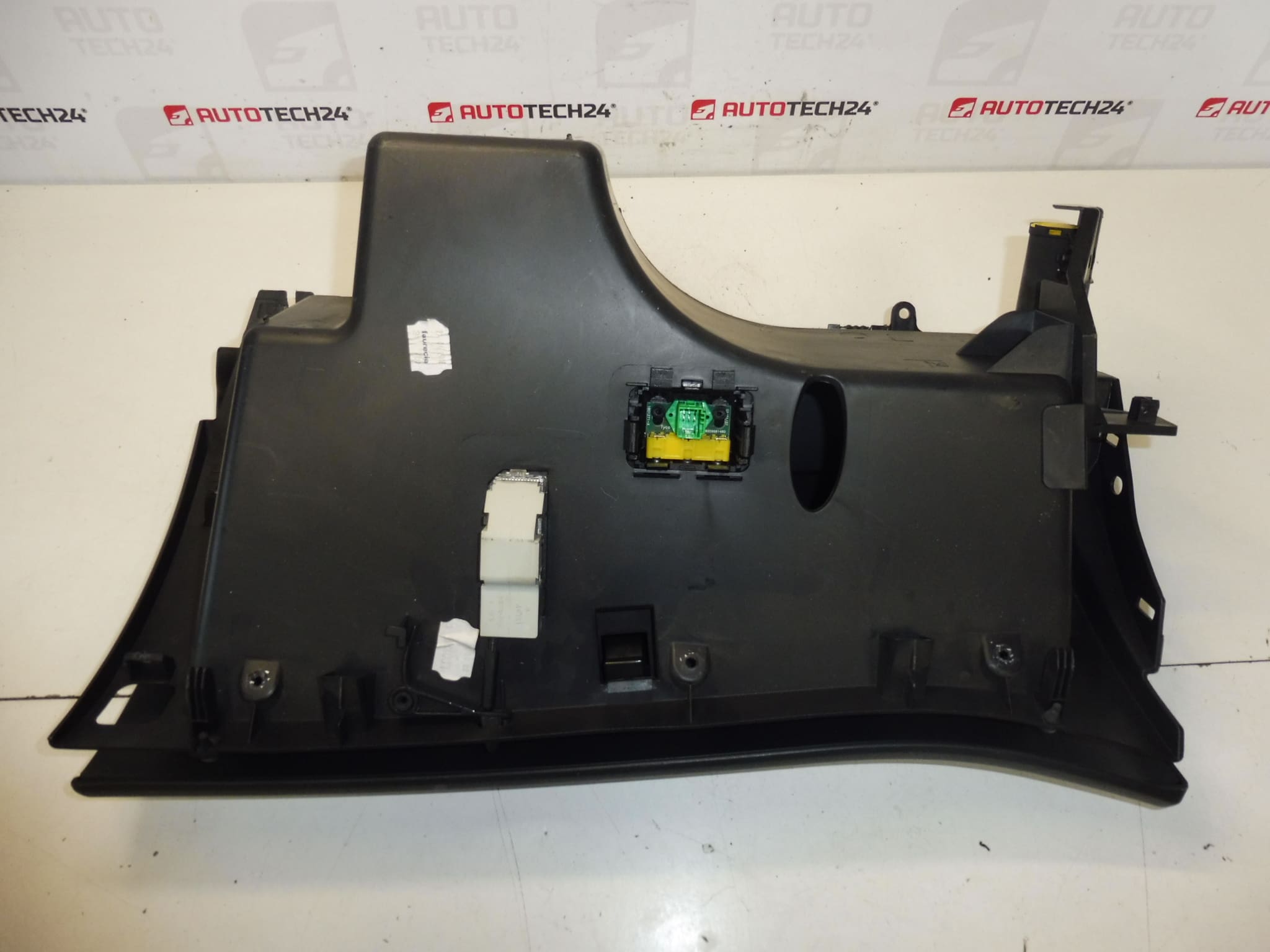 Opbergdoos Citroën C4 Picasso 8218FH 8218FF 8226CY - Afbeelding 2