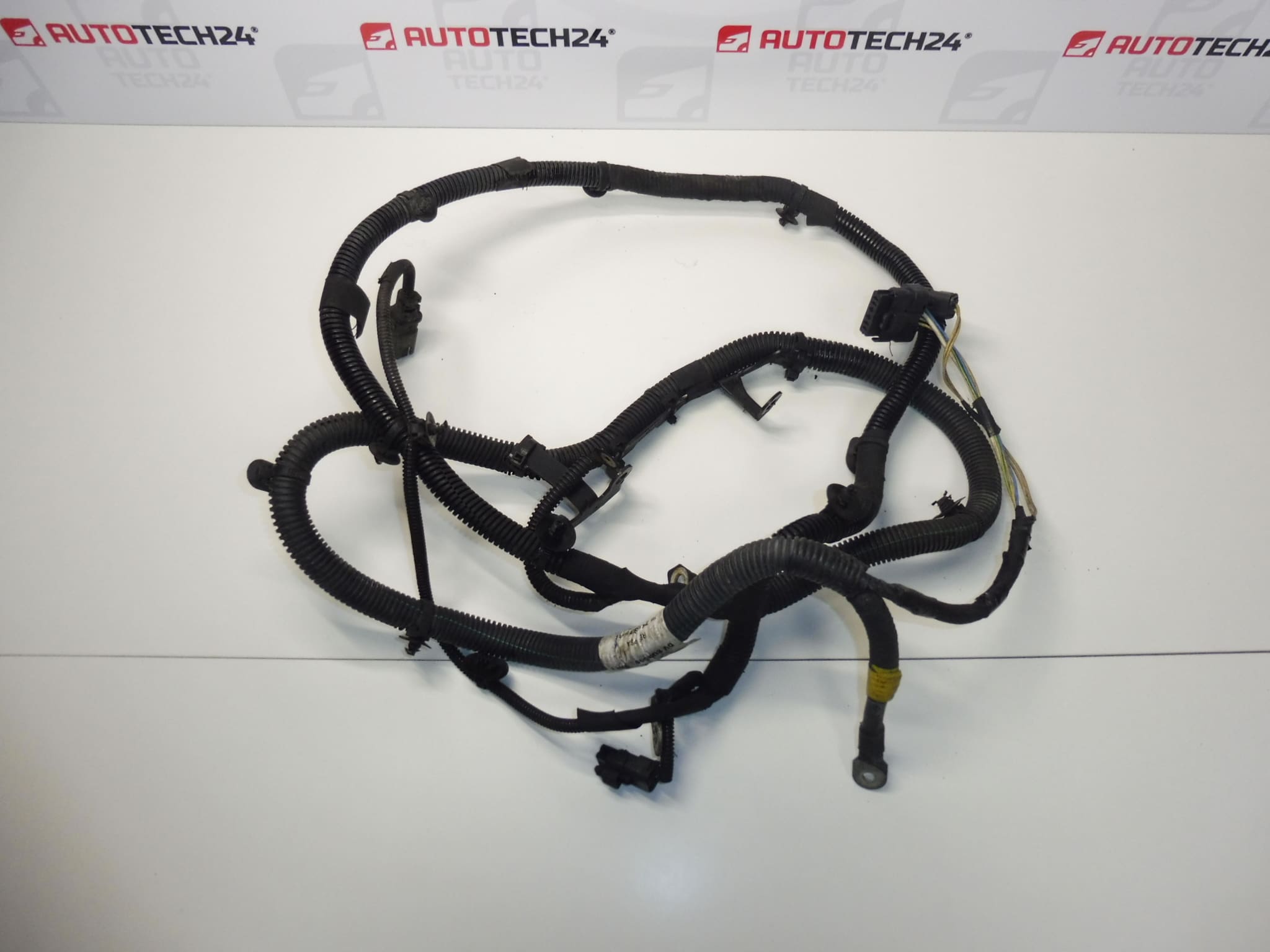 Positieve accukabel Citroën Peugeot 1.6 HDI 9673369380 564635