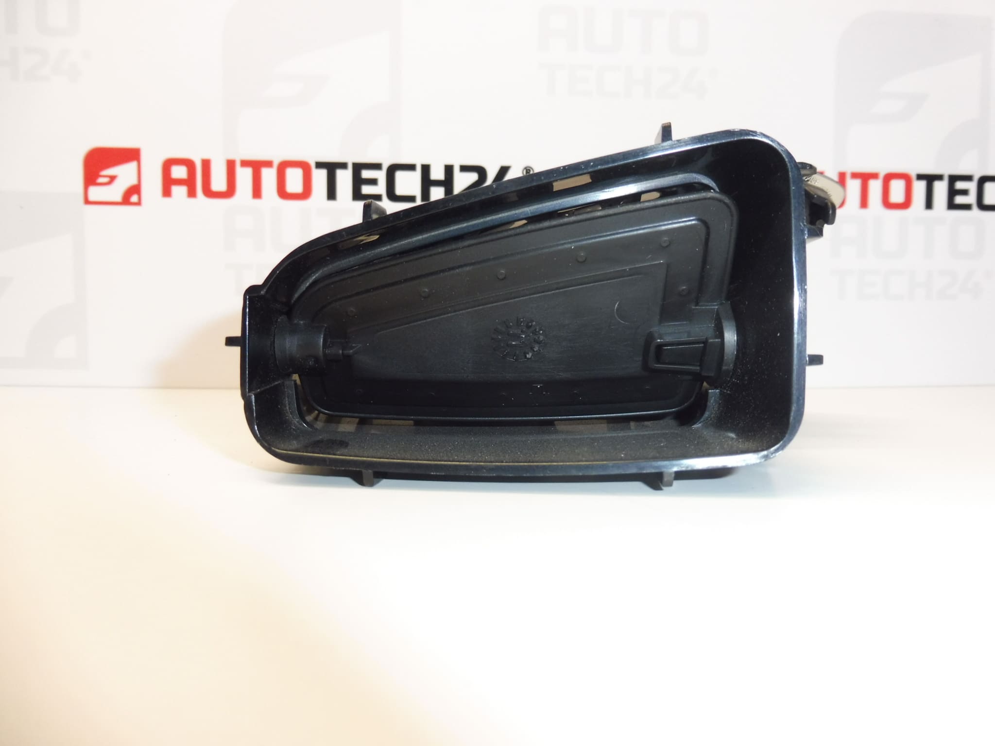 Ventilatierooster rechts Citroen C4 II B7 en DS4 9671332277 8247S1 - Afbeelding 2