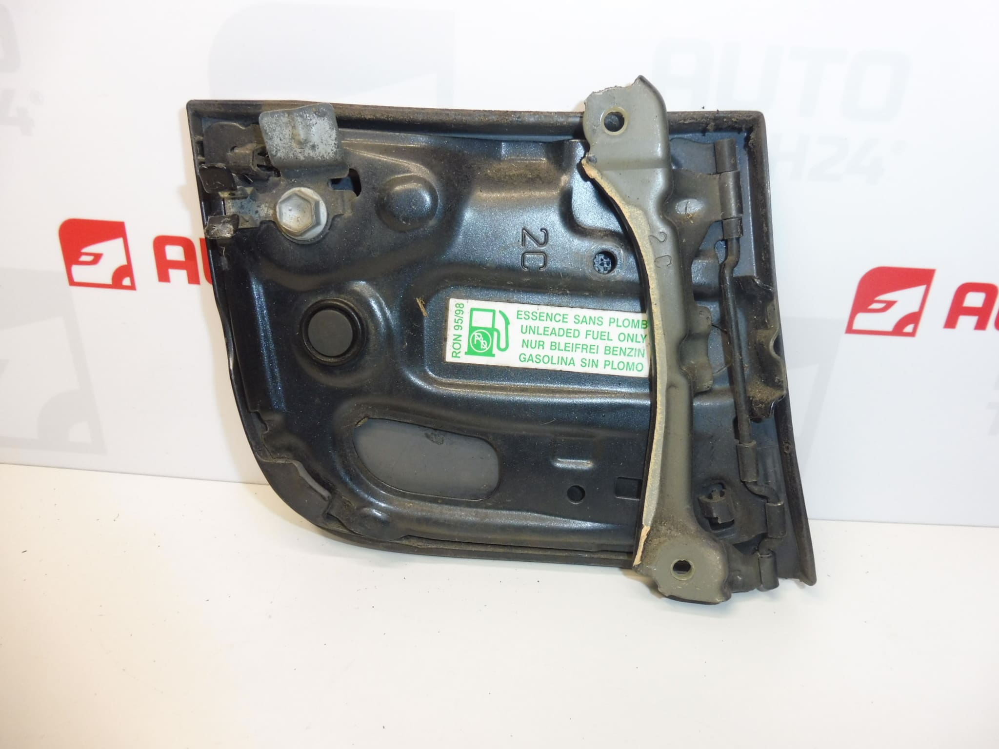 Afdekking brandstofvulklep KTA Peugeot 107 Citroën C1 KTB 1517C5 1517C9 - Afbeelding 2